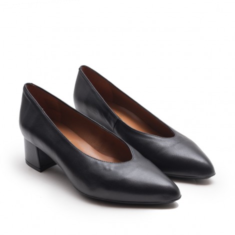 Black Leather Heel Shoe