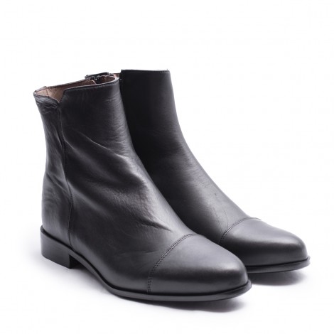 Black leather Ankle Boot